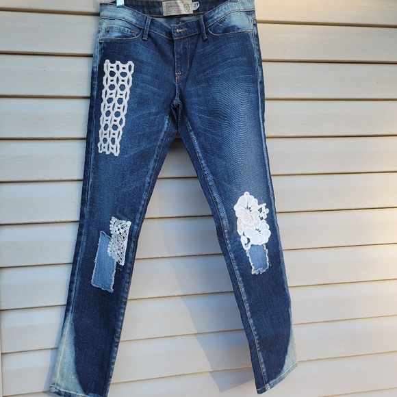 Artisan De Luxe for Free People Patchwork Embroidered Jeans size 27 - Picture 3 of 15